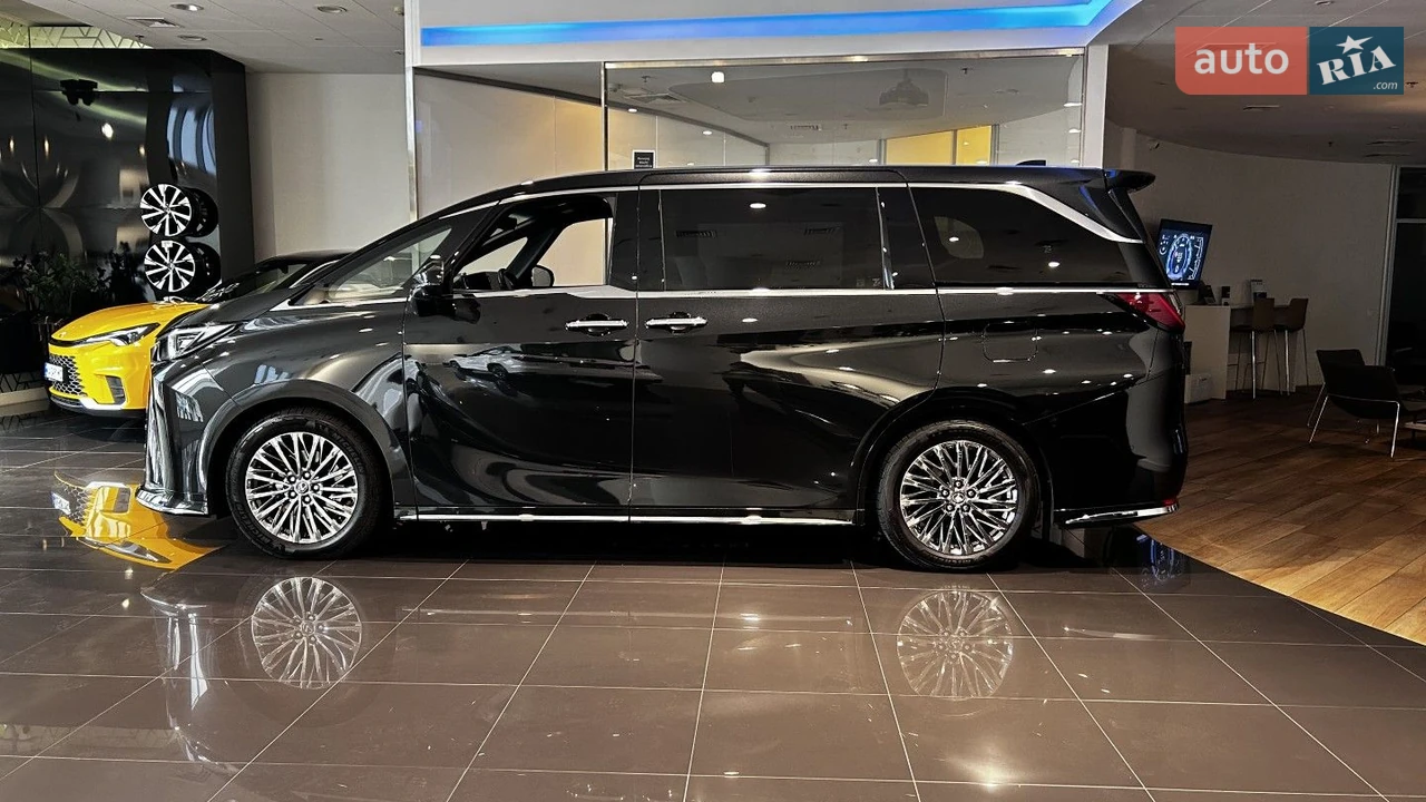Lexus-15