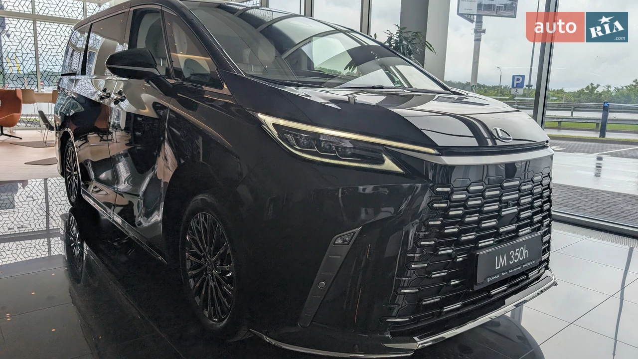 Lexus-5