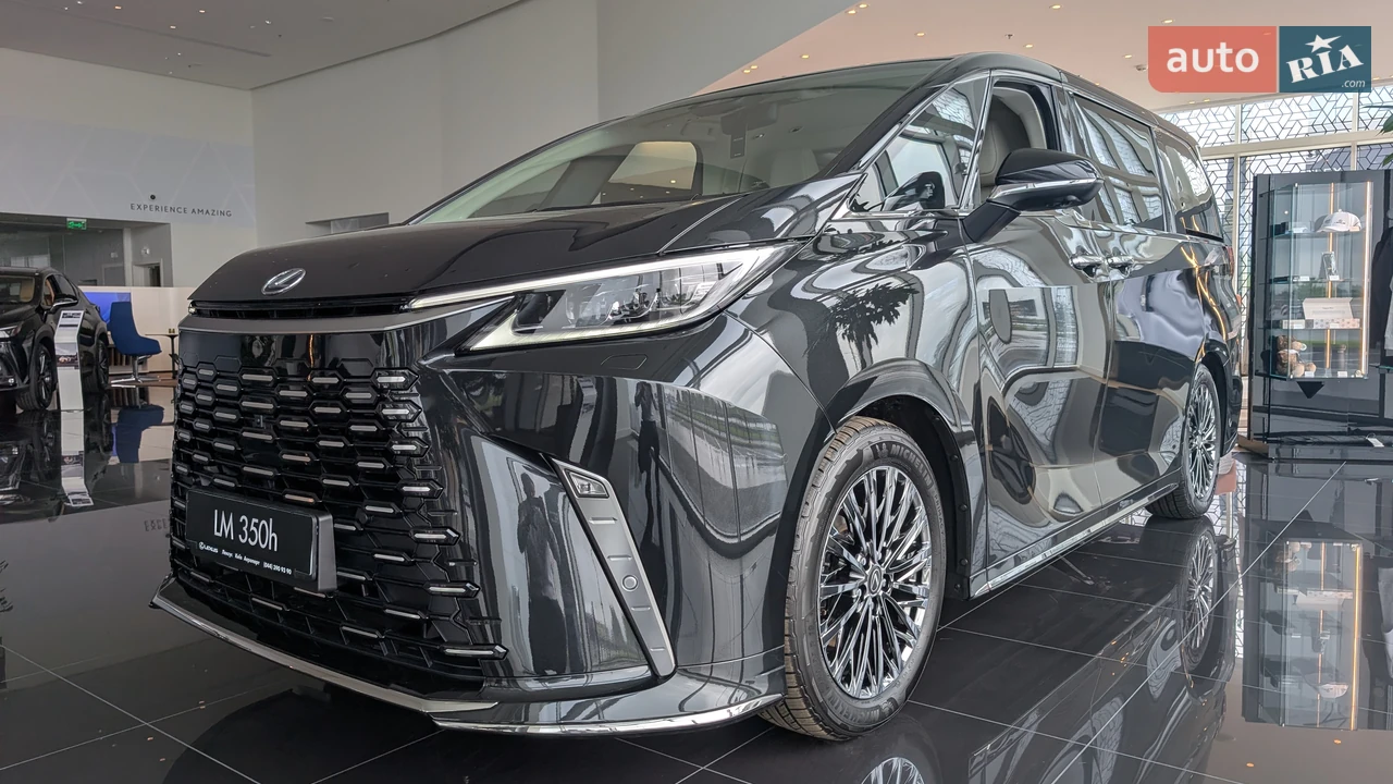 Lexus-6