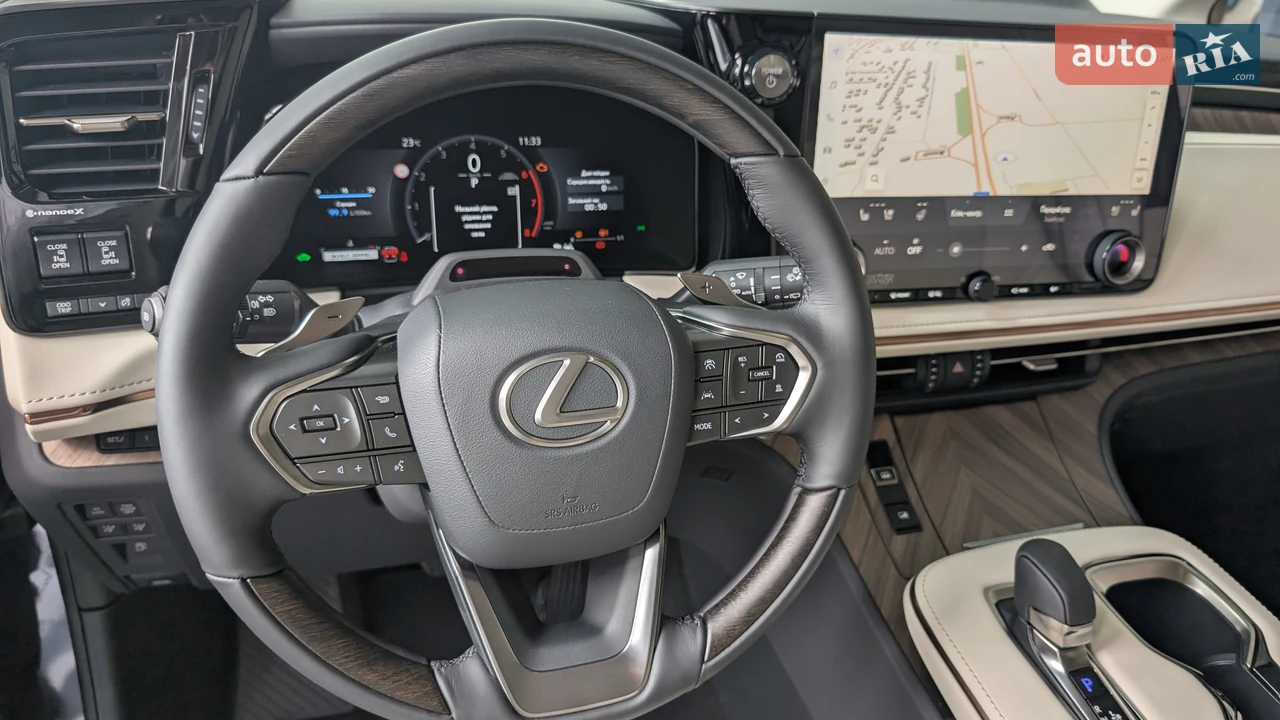 Lexus-18