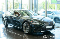 Lexus LS Luxury