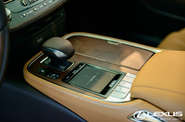 Lexus LS Luxury