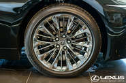 Lexus LS Luxury