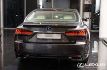 Lexus LS Luxury