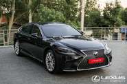 Lexus LS Luxury