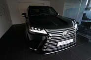 Lexus LX Luxury+