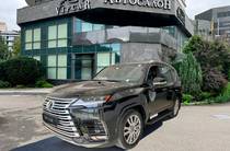 Lexus LX Luxury