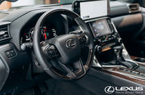 Lexus LX Luxury