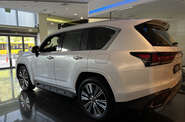 Lexus LX Luxury