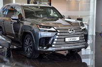 Lexus LX Luxury