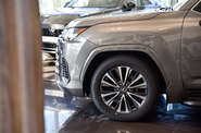 Lexus LX Luxury