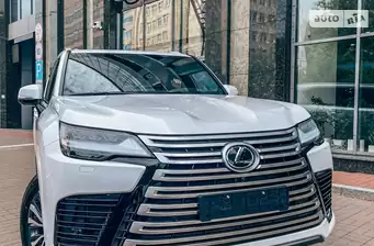 Lexus LX