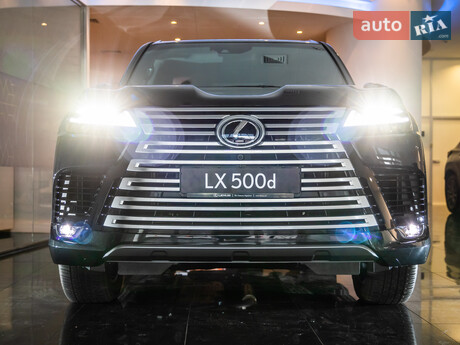 Lexus LX 2025