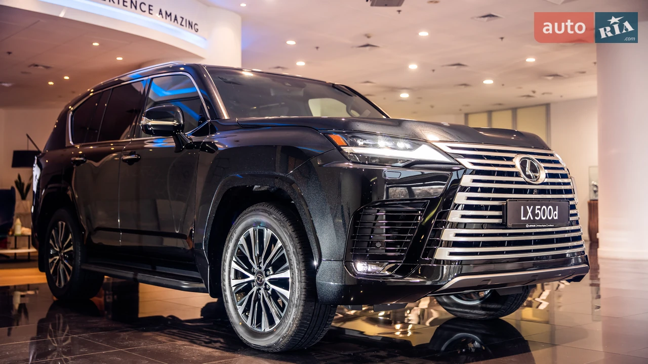 Lexus-4