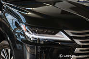 Lexus LX Premium