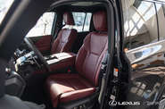 Lexus LX Premium