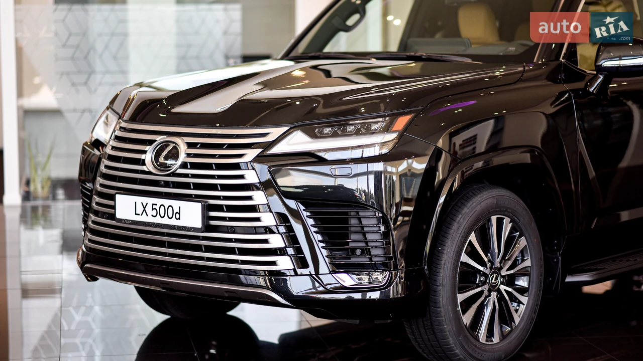 Lexus-9