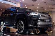 Lexus LX Premium