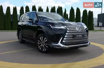 Lexus LX