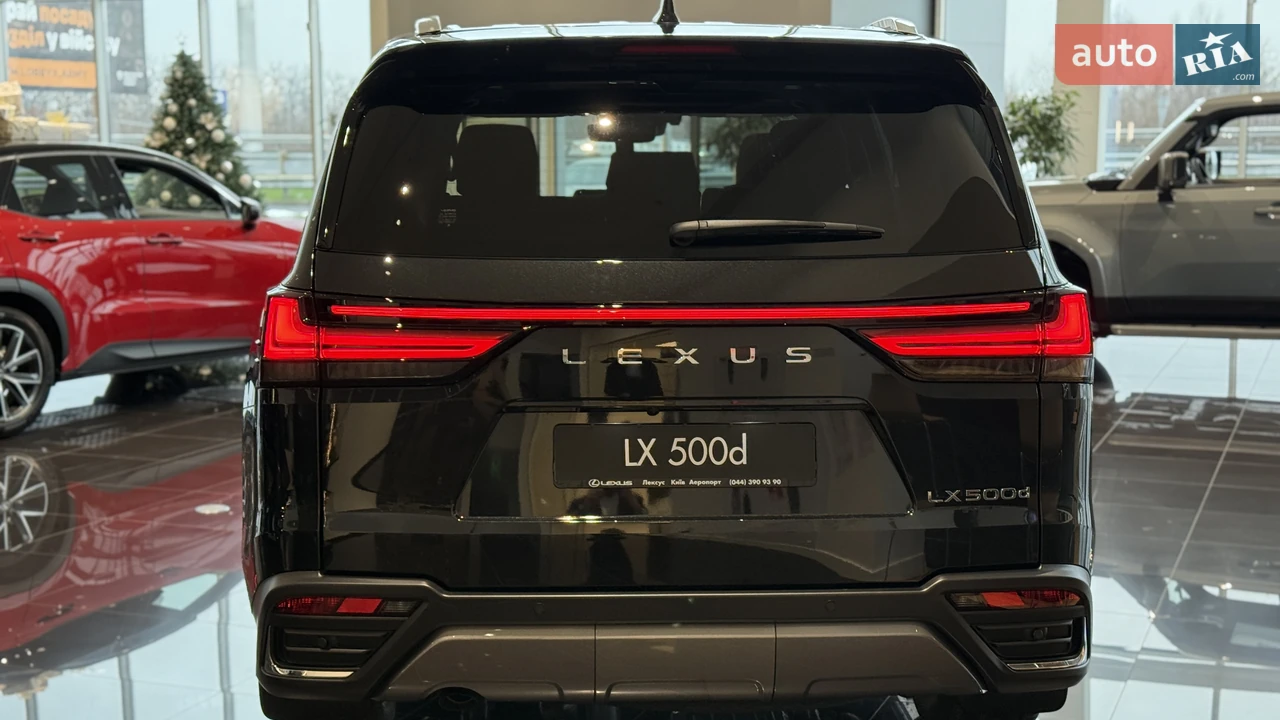 Lexus-5