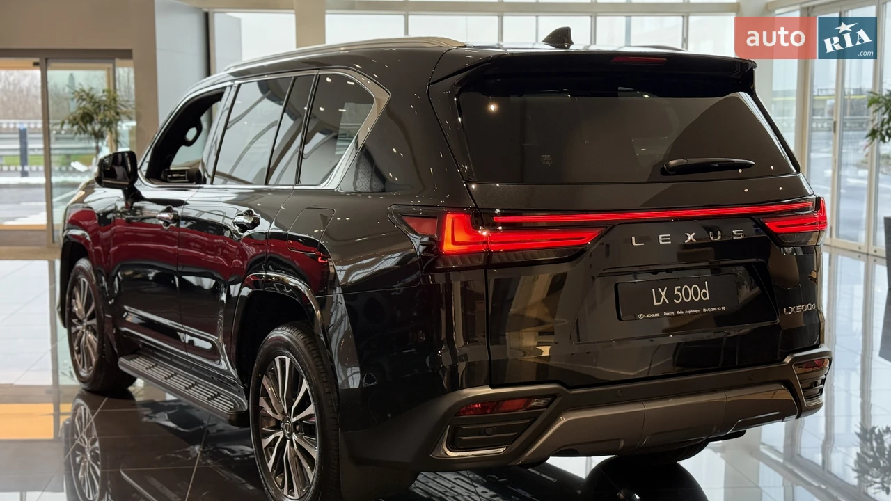 Lexus-7