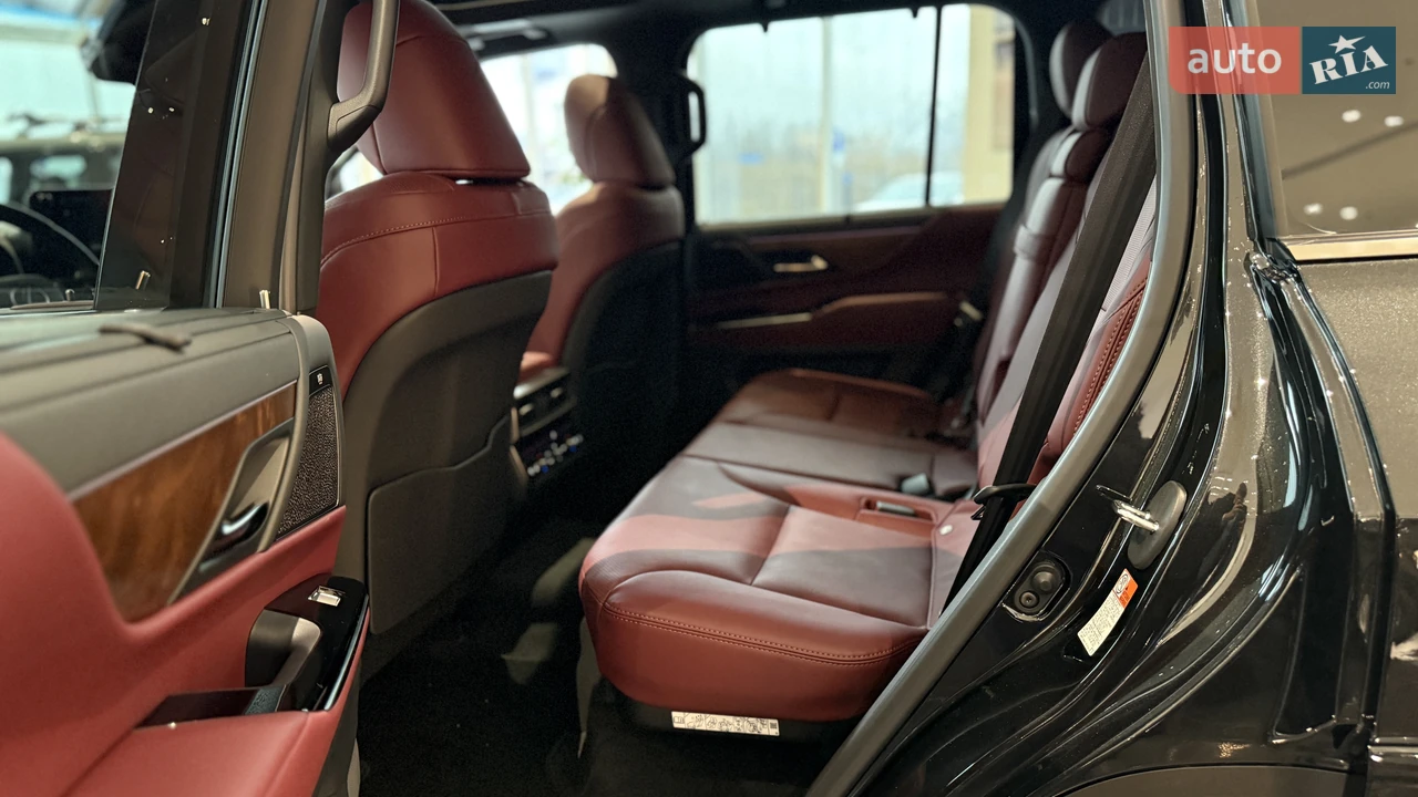 Lexus-2