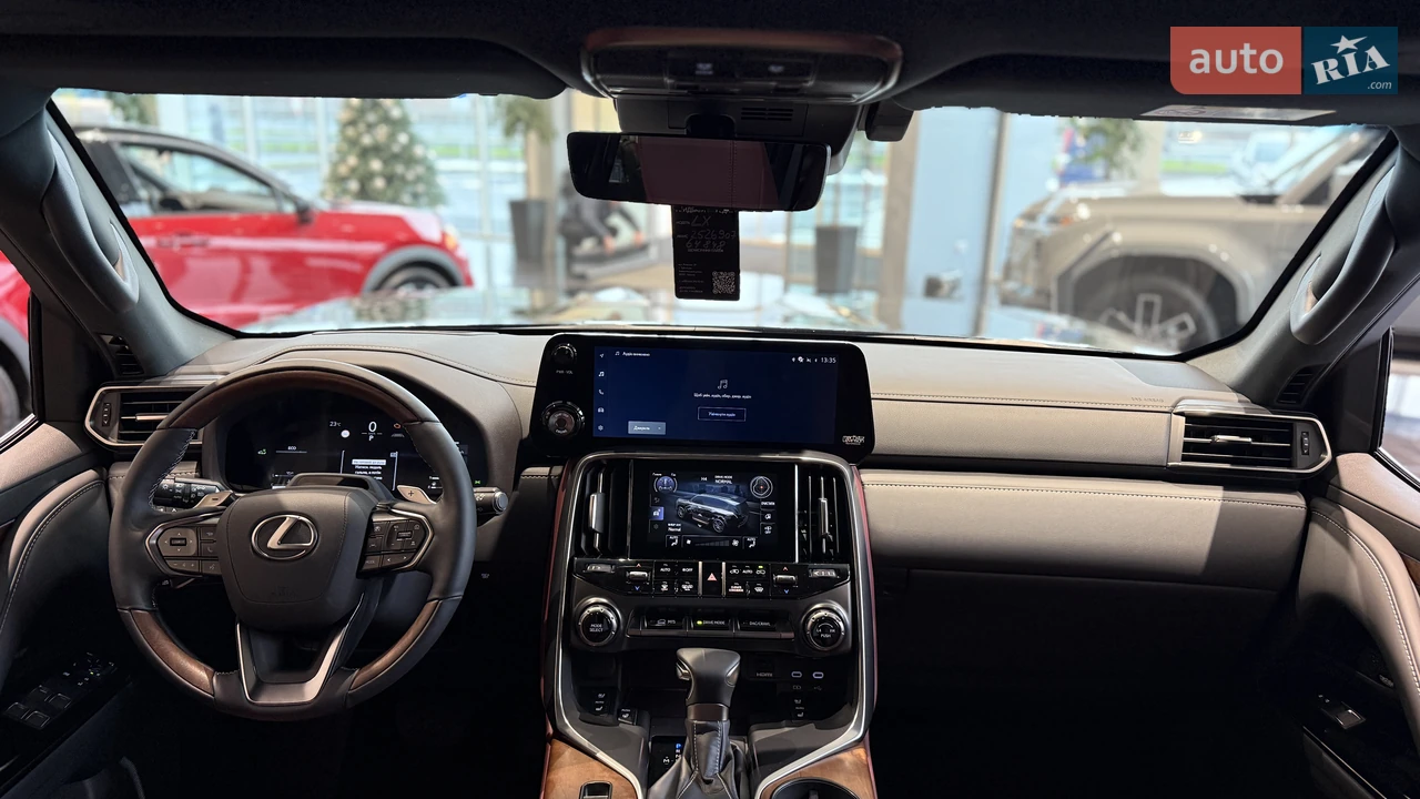 Lexus-28