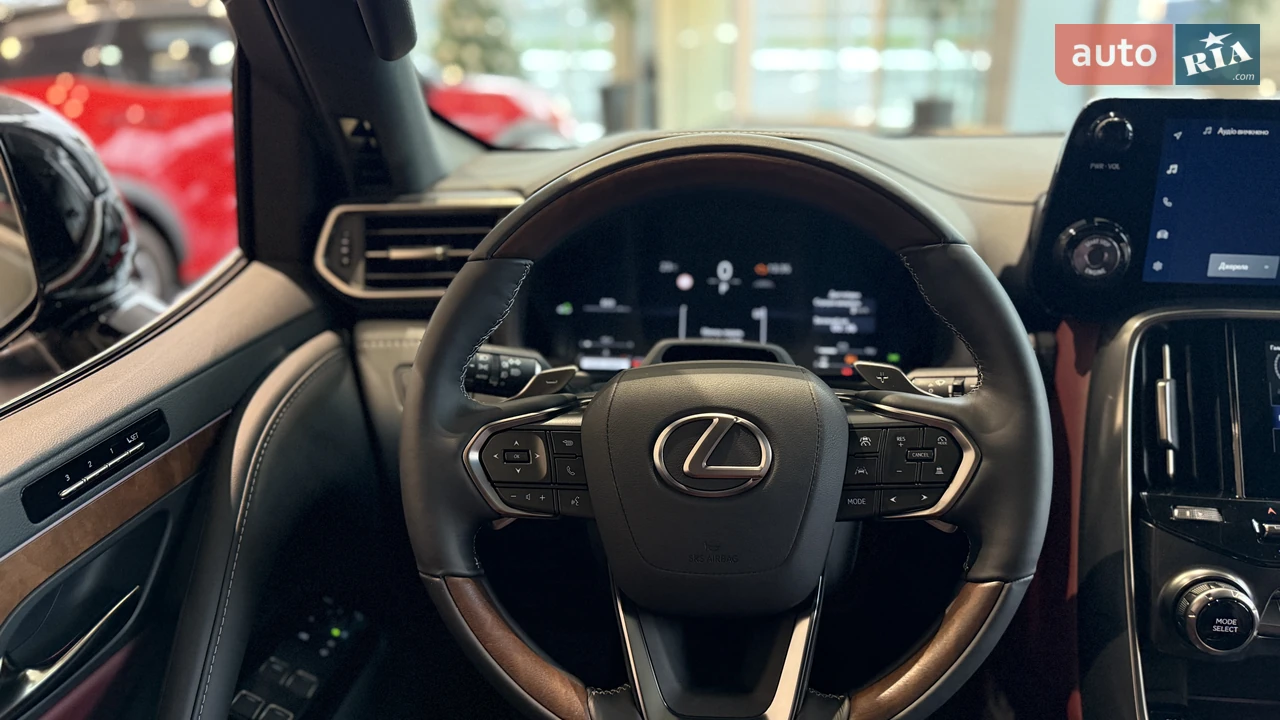 Lexus-27