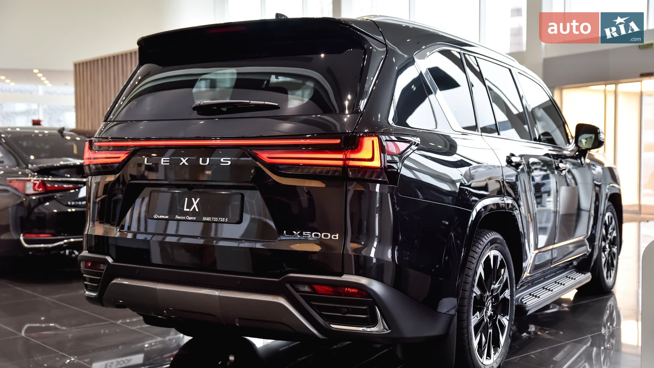 Lexus-4