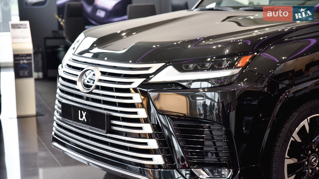 Lexus-11