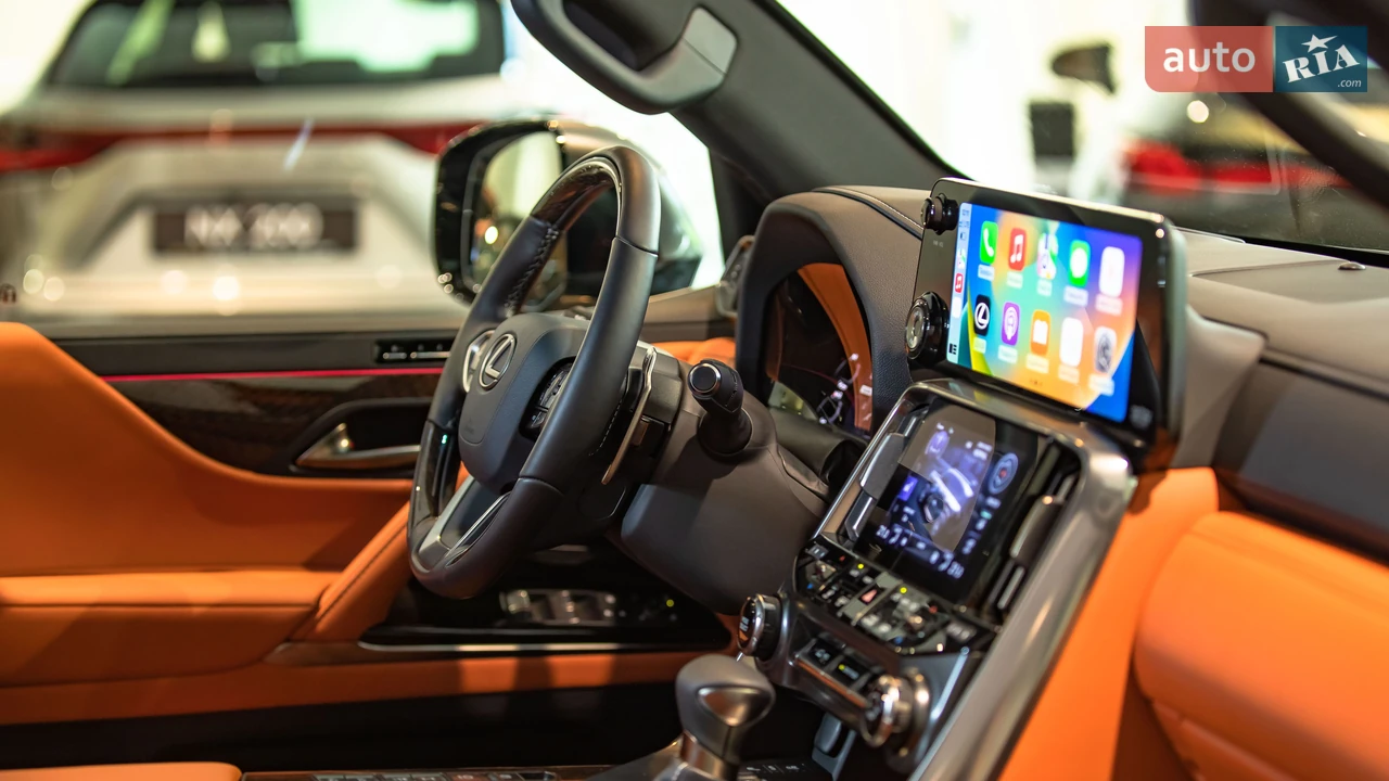 Lexus-21