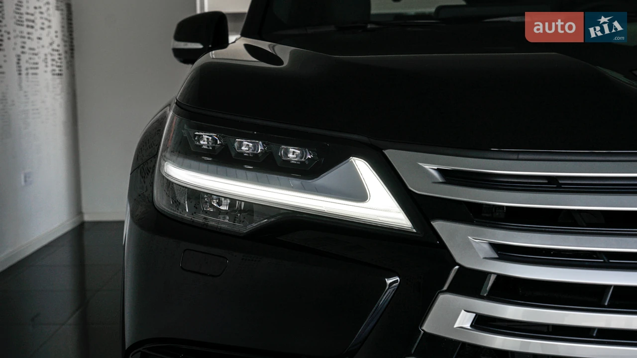 Lexus-11