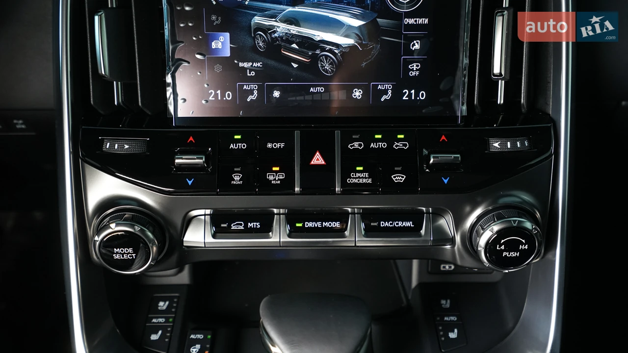 Lexus-28