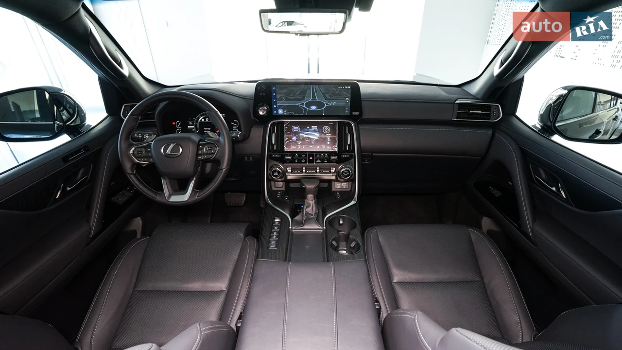 Lexus-10