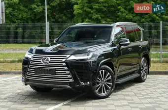 Lexus LX
