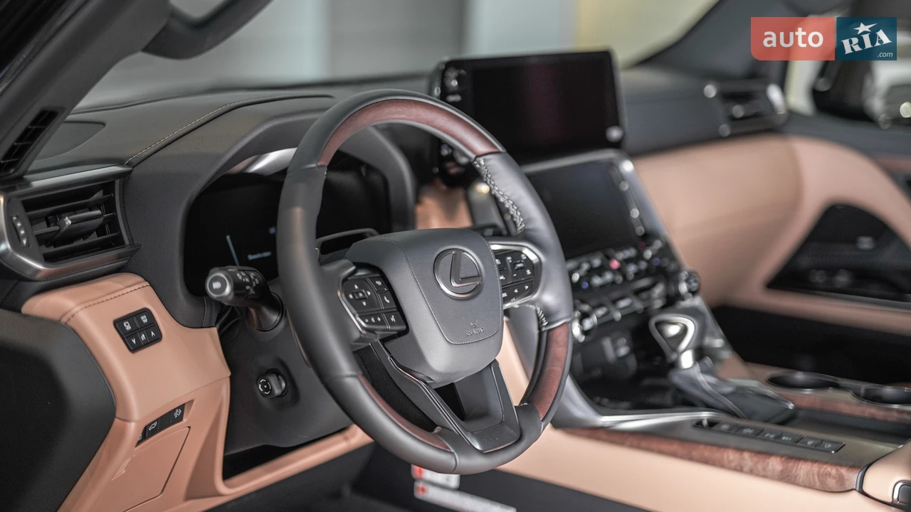 Lexus-11
