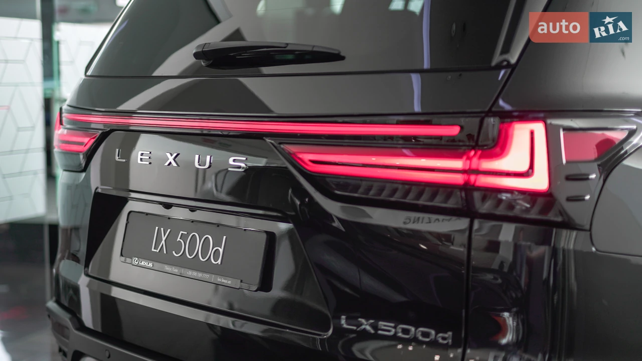 Lexus-7