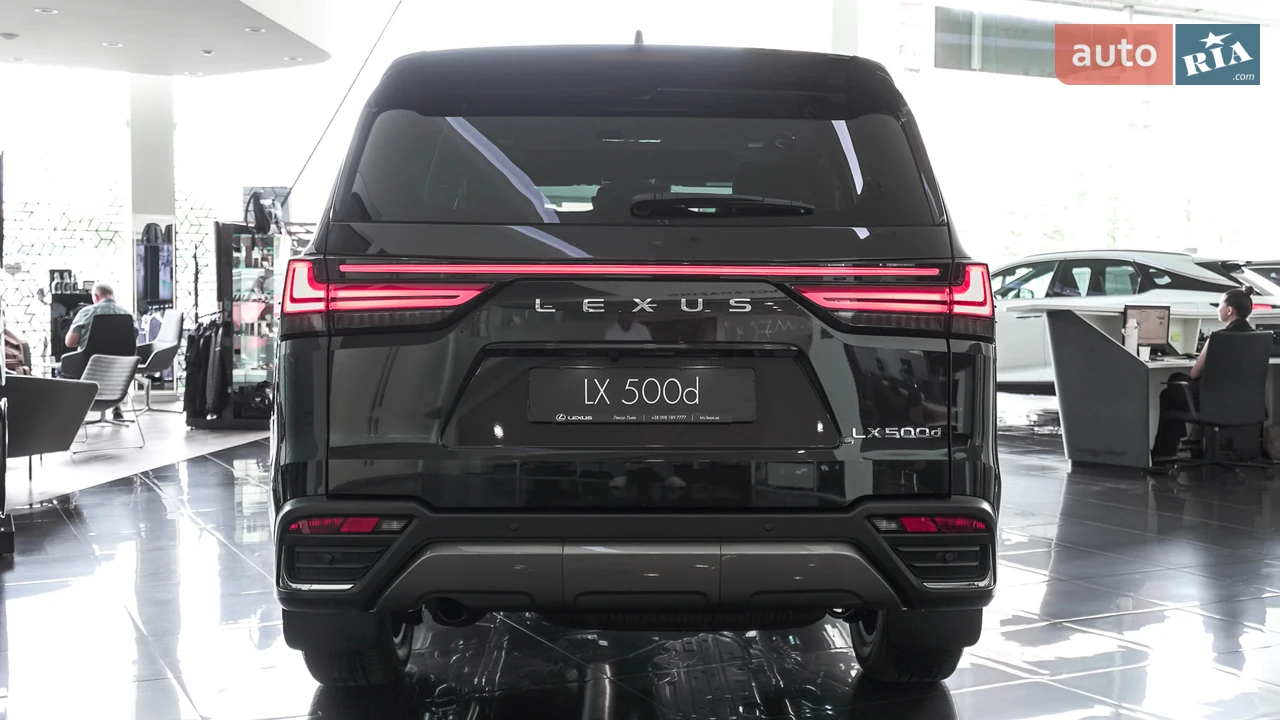 Lexus-10