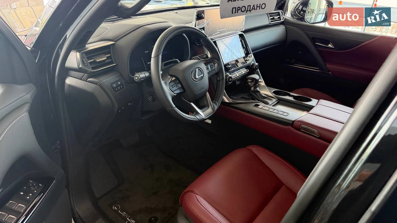 Lexus-4