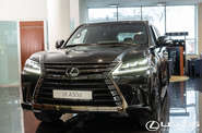 Lexus LX Black Edition