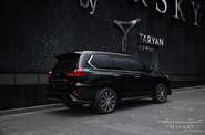 Lexus LX Sport +