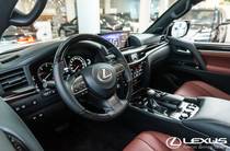 Lexus LX Black Edition