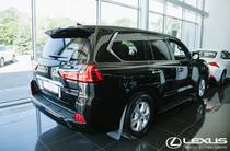 Lexus LX Luxury