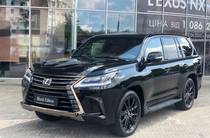 Lexus LX Black Edition