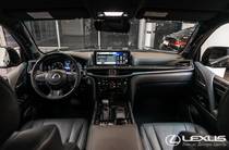 Lexus LX Luxury