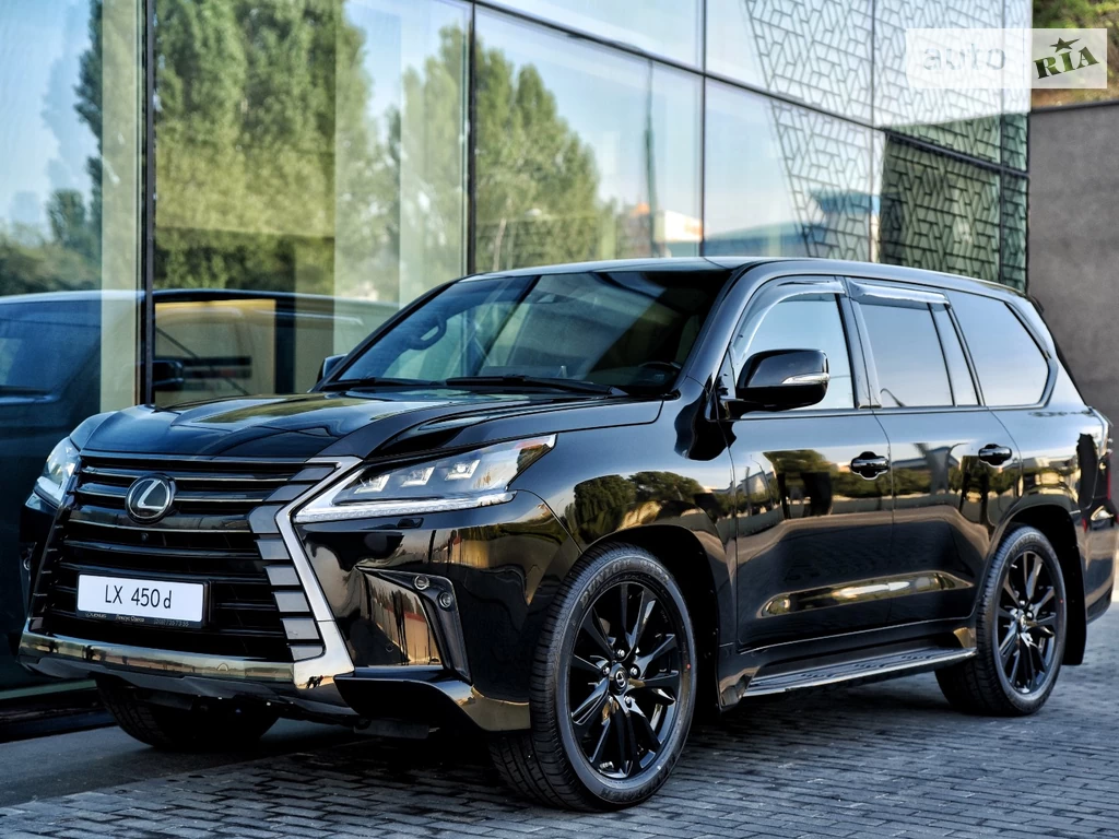 Lexus LX Black Edition