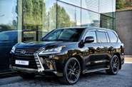 Lexus LX Black Edition