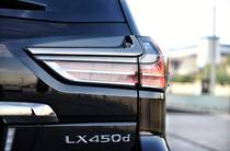 Lexus LX Black Edition