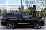 Lexus LX Black Edition