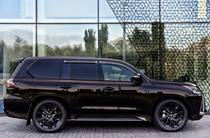 Lexus LX Black Edition